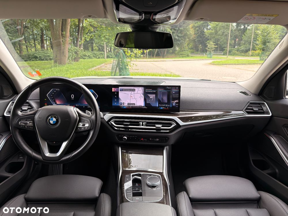 BMW Seria 3 320d xDrive MHEV Luxury Line - 7