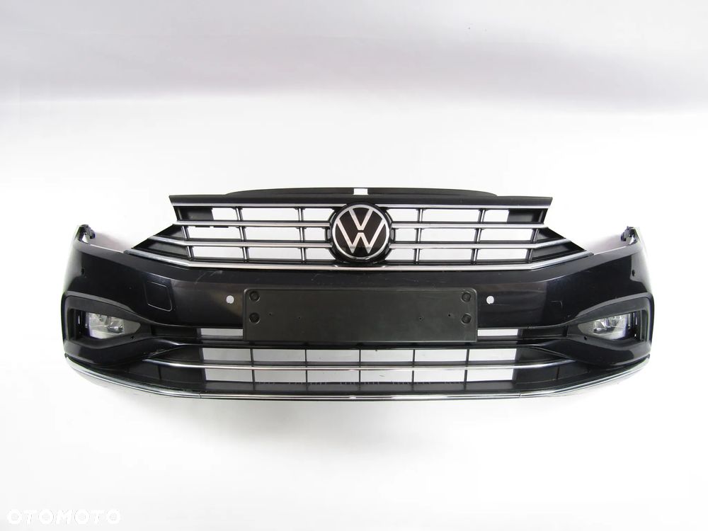 Zderzak przedni VW Passat B8 FL 19 - 24 Highline Pdc-4 Lakier LC9X - 4