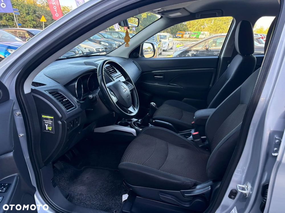 Mitsubishi ASX - 14