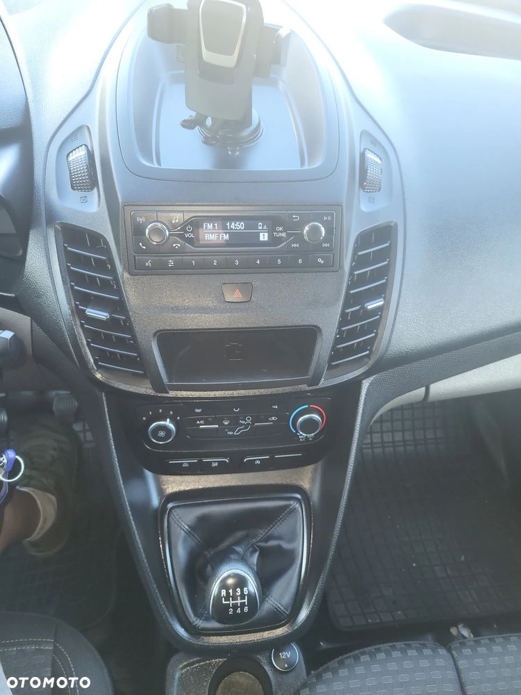 Ford Transit Connect - 7