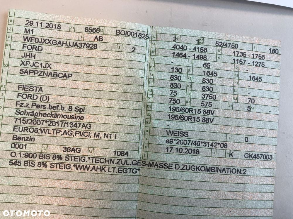 Ford Fiesta 1.1 TREND - 12