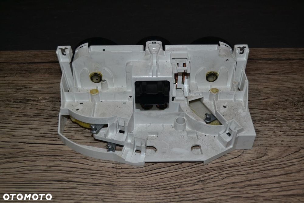 VW GOLF IV BORA POLO PANEL NAWIEWU KLIMATYZACJI OGRZEWANIA 1J0820045F - 2