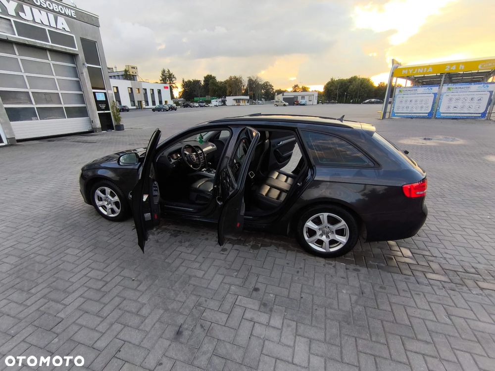 Audi A4 Avant - 17