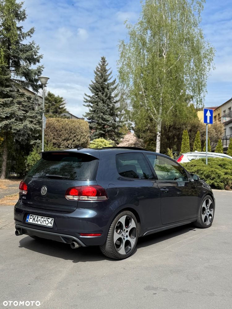 Volkswagen Golf ver-2-0-tsi-gti-dsg - 14