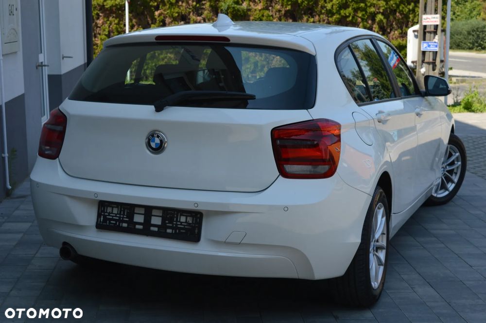 BMW Seria 1 114d Sport Line - 16