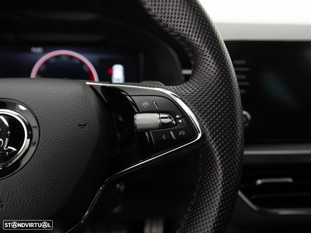Skoda Kamiq 1.0 TSI Monte Carlo Edition DSG - 20