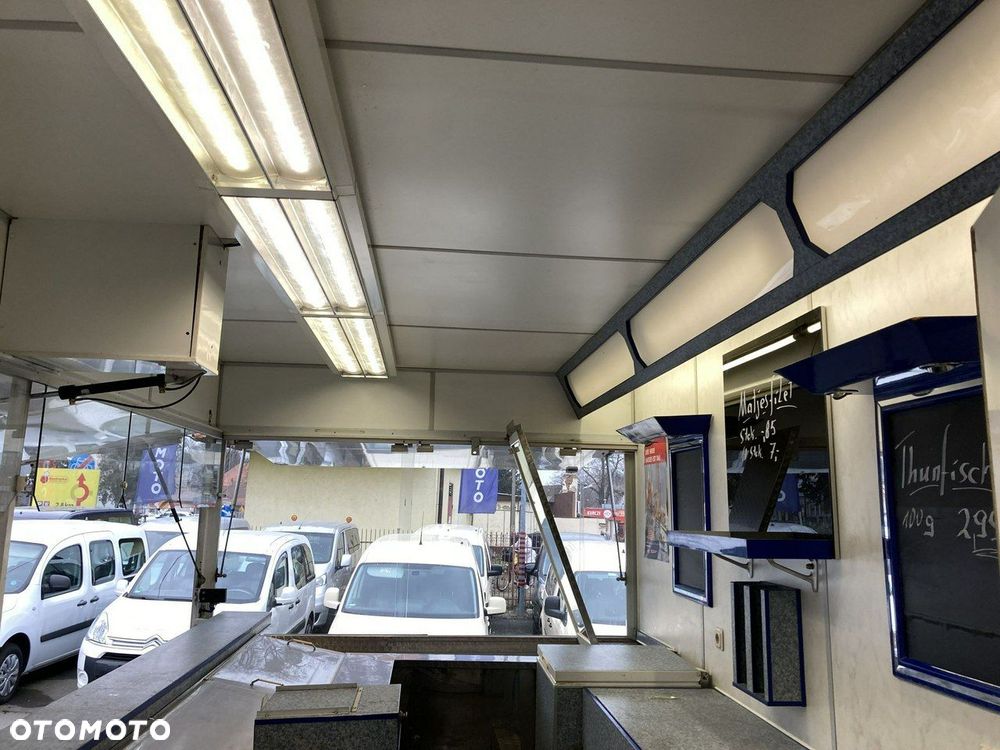 Mercedes-Benz Sprinter - 13