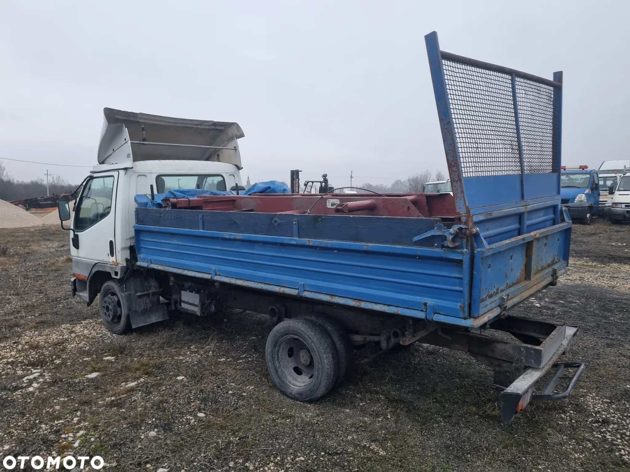canter 2.8 sprawny na chodzie wywrot kiper 3 strony włoski 3.9 - 10