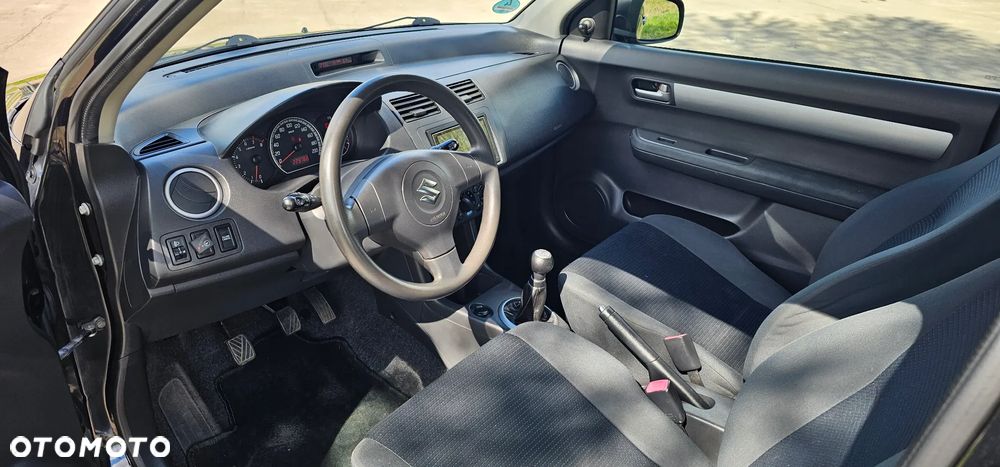Suzuki Swift 1.3 Classic - 18