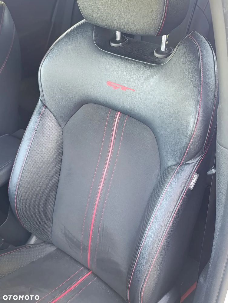Kia ProCeed 1.6 T-GDI GT DCT - 16