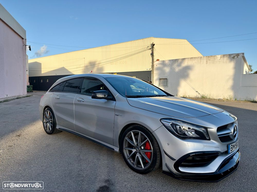 Mercedes-Benz CLA 45 AMG 4Matic Speedshift 7G-DCT Night Edition - 3