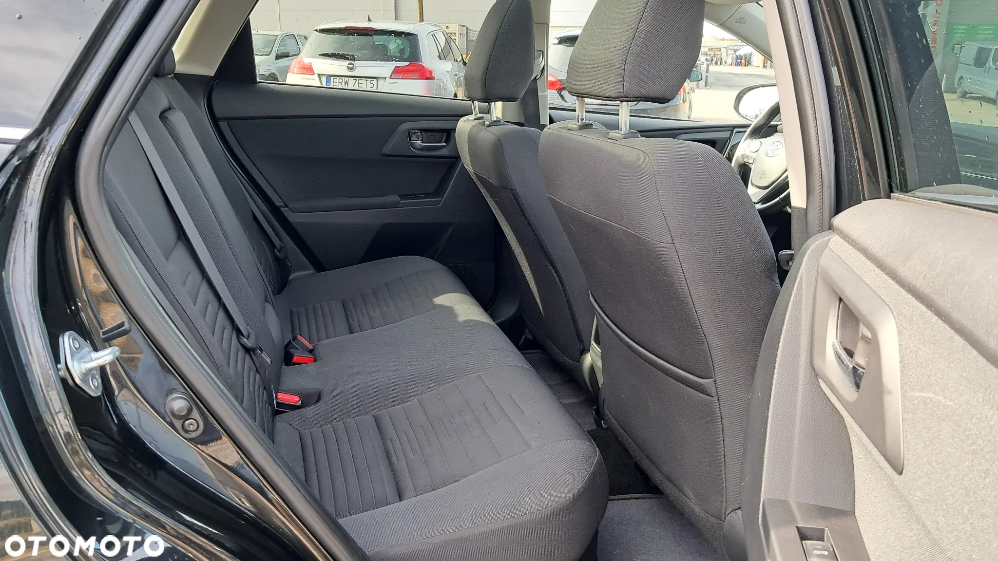 Toyota Auris - 14