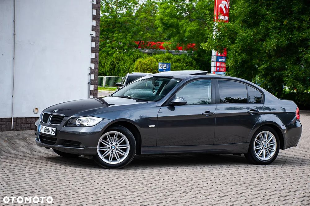 BMW Seria 3 - 12