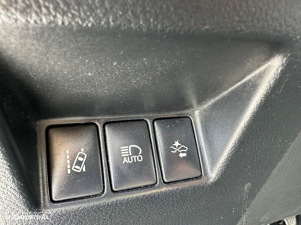 Toyota Yaris 1.4 D-4D AC - 11