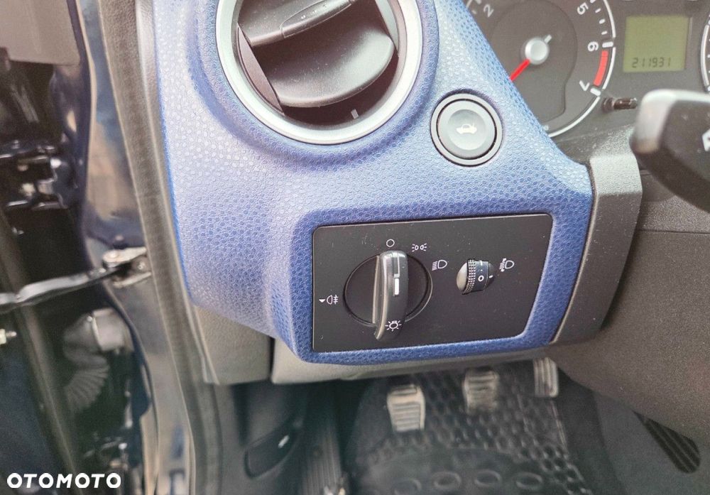 Ford Fiesta - 12