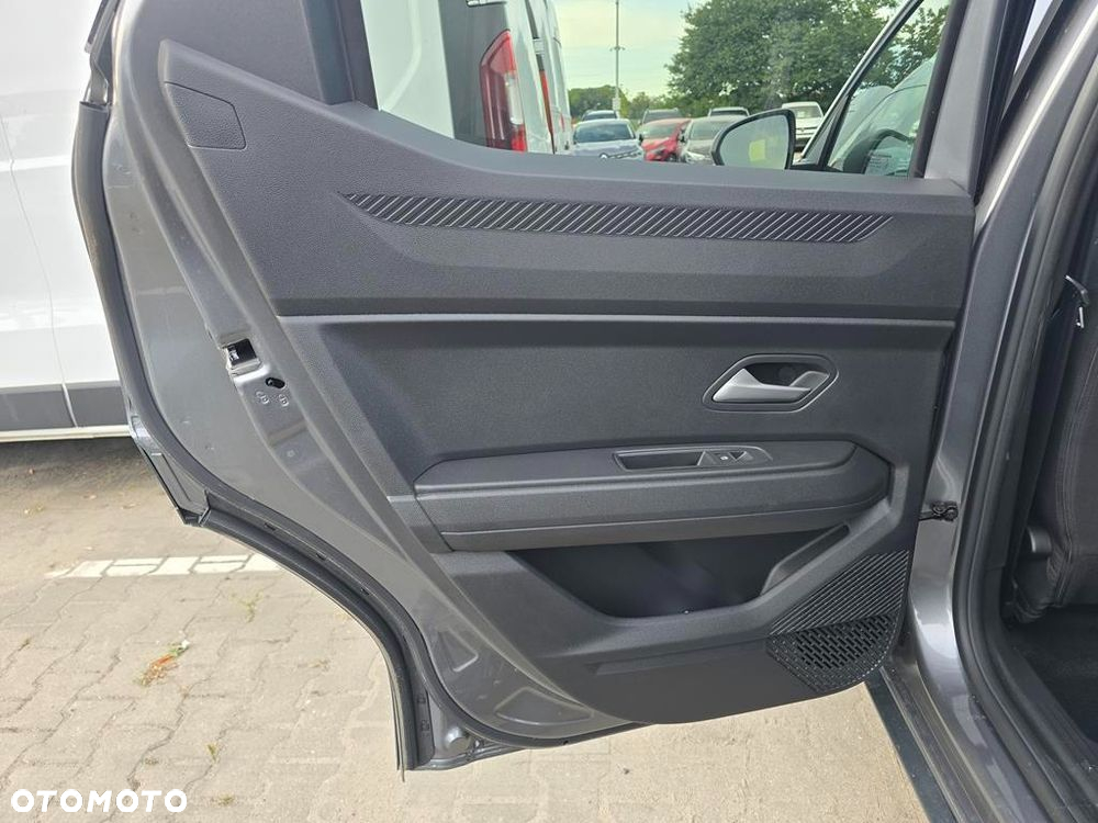 Dacia Duster 1.6 Full Hybrid 140 Journey MMT - 8