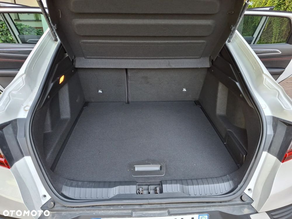 Renault Arkana 1.6 E-TECH R.S Line MMT - 12