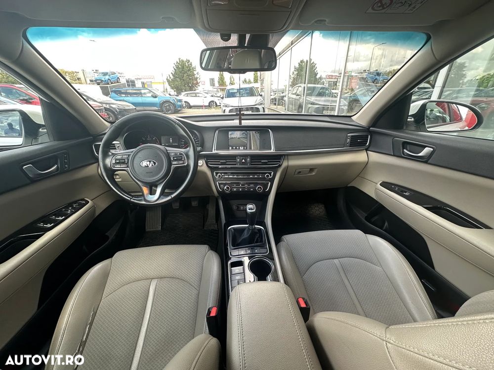 Kia Optima 1.7 DSL 6MT Comfort - 8