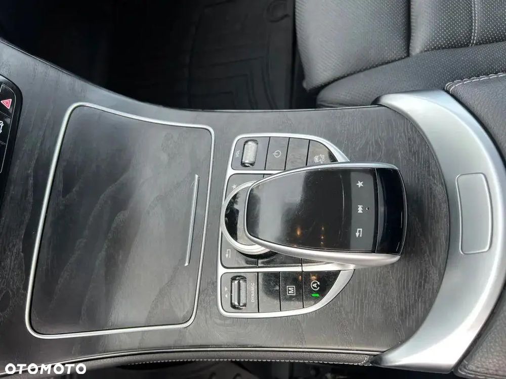 Mercedes-Benz GLC 300 4Matic 9G-TRONIC Edition Avantgarde - 14