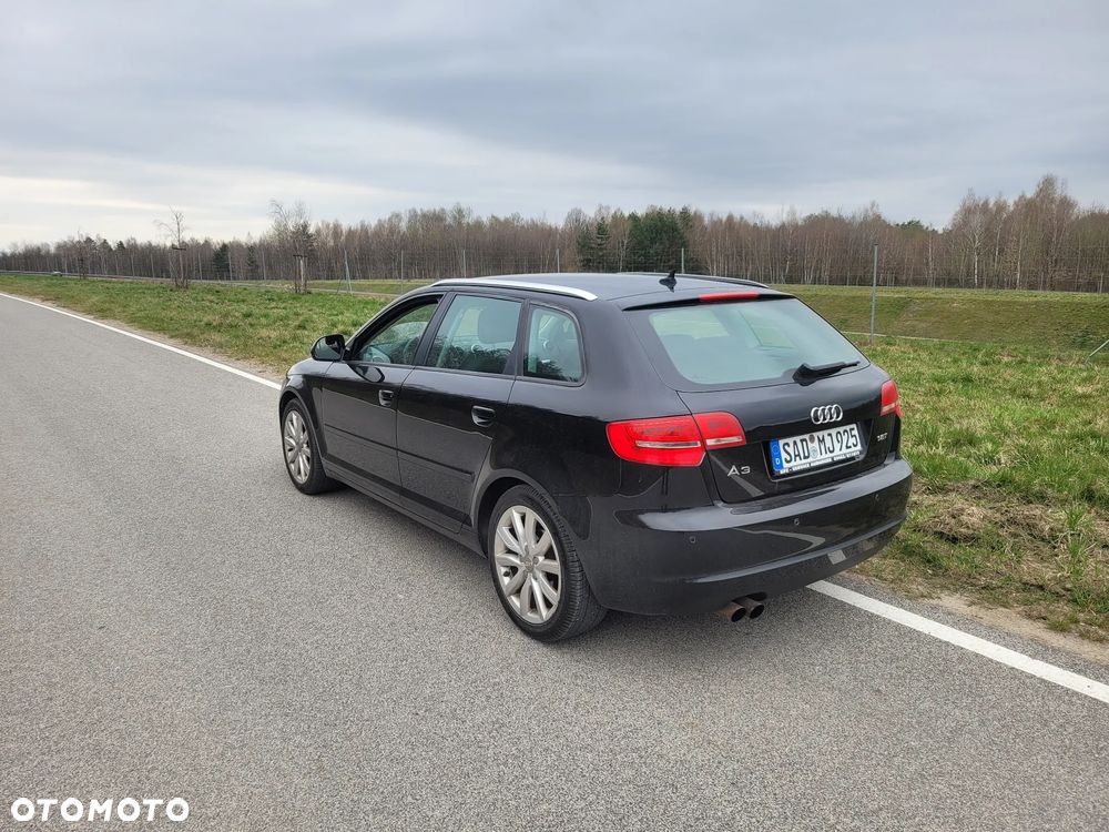 Audi A3 Sportback 1.8 TFSI Attraction - 5