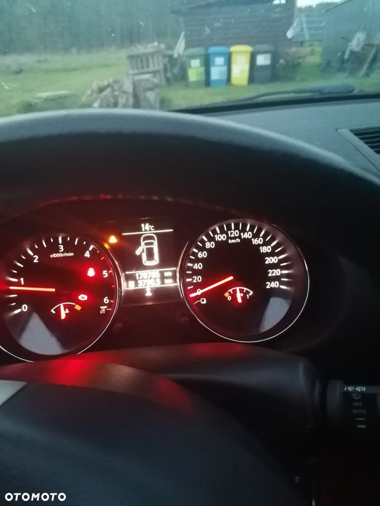 Nissan Qashqai 1.5 dCi DPF acenta - 4