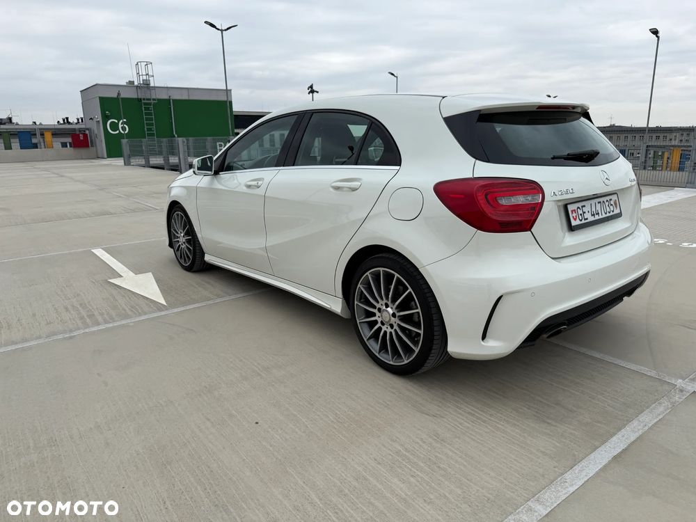 Mercedes-Benz Klasa A 250 4Matic 7G-DCT AMG Line - 12