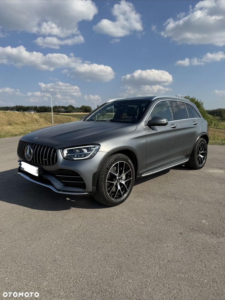 Mercedes-Benz GLC - 1
