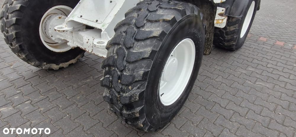 Caterpillar 908/ Maszyna sprowadzona - 10