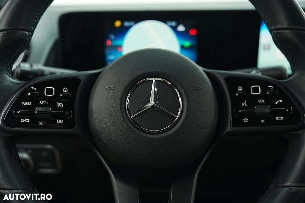 Mercedes-Benz GLB 200 d 4MATIC 8G-DCT Progressive - 22