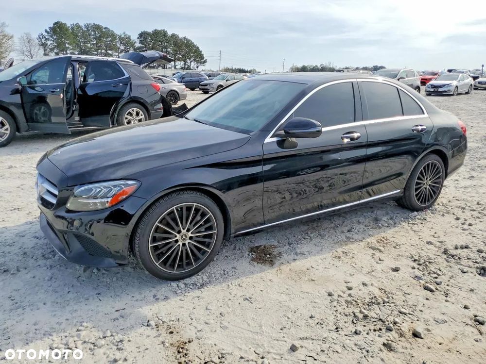 Mercedes-Benz Klasa C 300 9G-TRONIC Avantgarde - 1