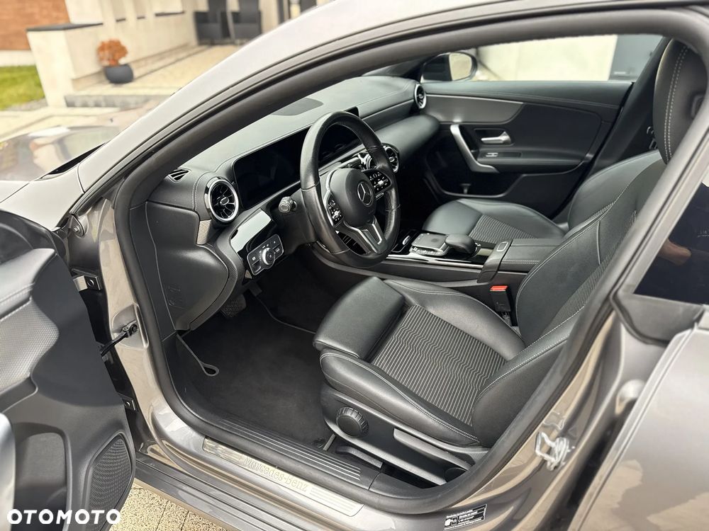 Mercedes-Benz CLA 200 d 8G-DCT Special Edition - 28