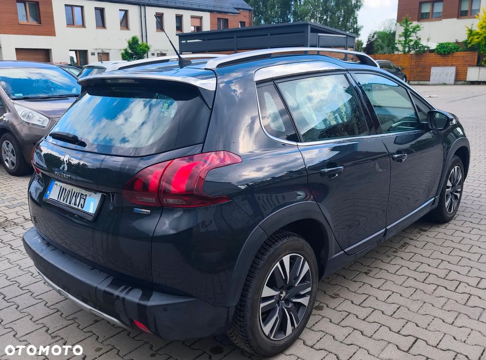 Peugeot 2008 1.2 Pure Tech Active S&S - 4
