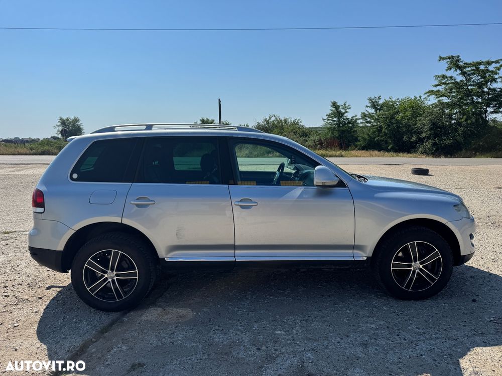 Volkswagen Touareg - 2