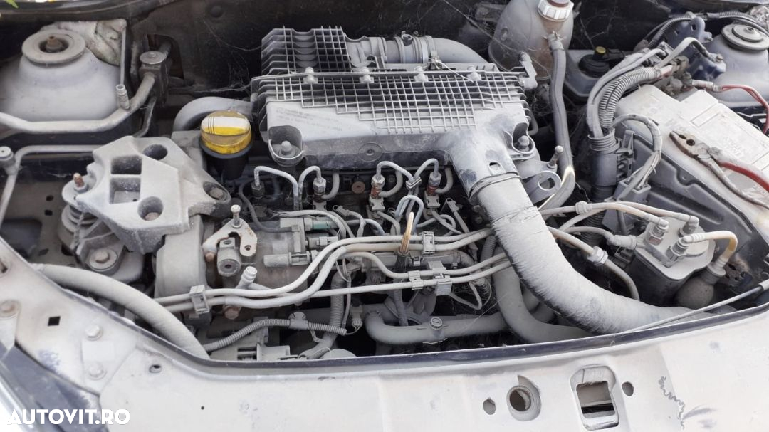 Dezmembrari  Renault CLIO 2 / SYMBOL 1  1998  > 2008 1.5 dCi Motorina - 3