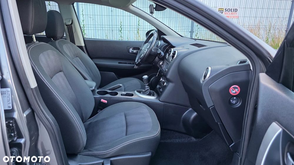 Nissan Qashqai 2.0 Lounge - 17
