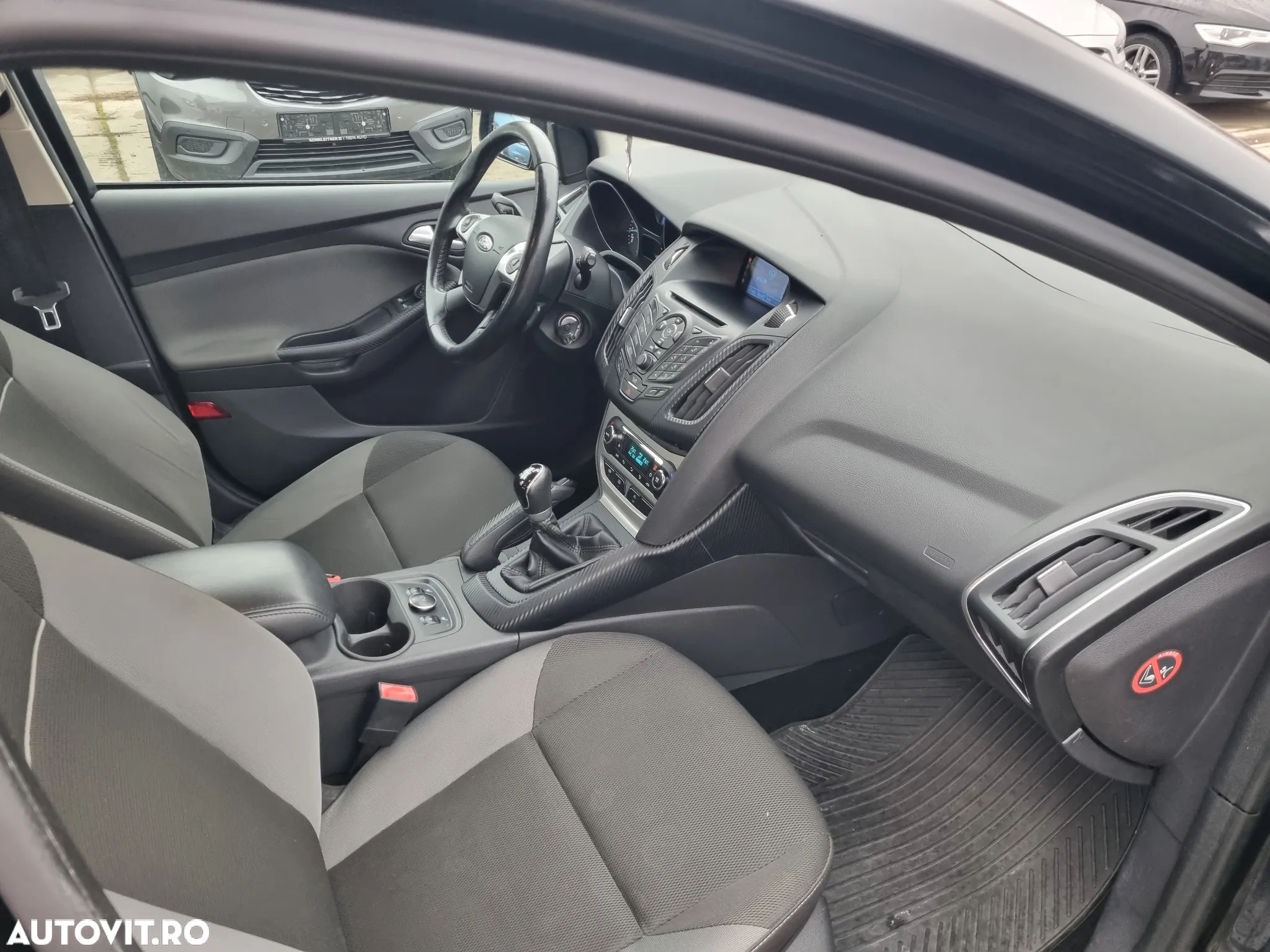 Ford Focus 1.0 EcoBoost Start Stop Trend - 12