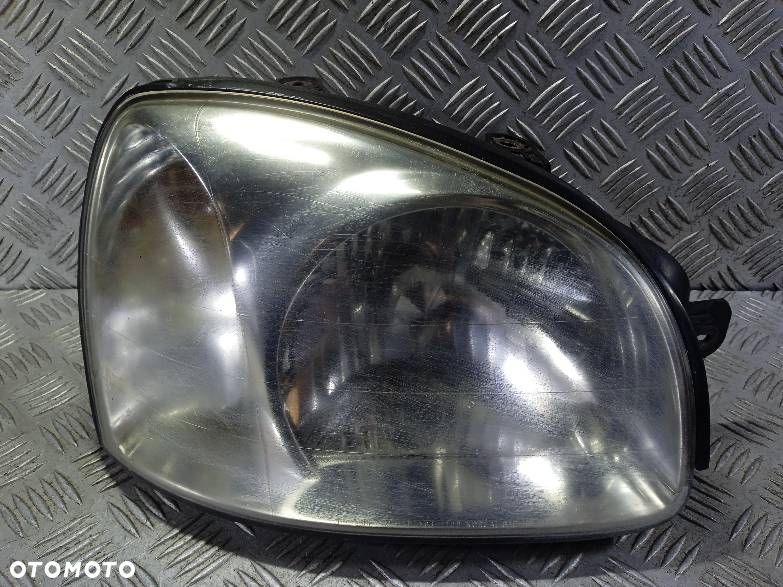 LAMPA PRAWA PRZEDNIA HYUNDAI SANTA FE - 1