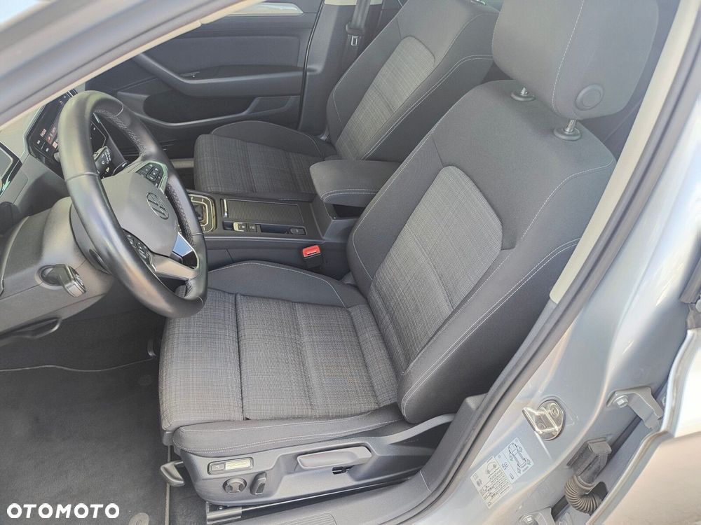 Volkswagen Passat 2.0 TDI EVO Business DSG - 10