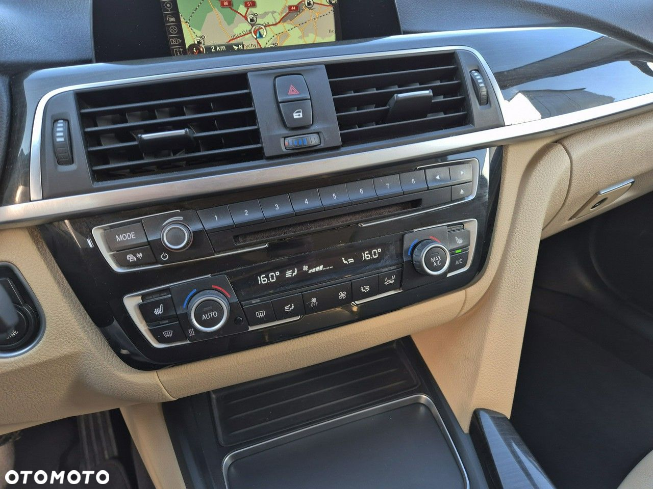 BMW Seria 3 320d Touring Sport Line - 18