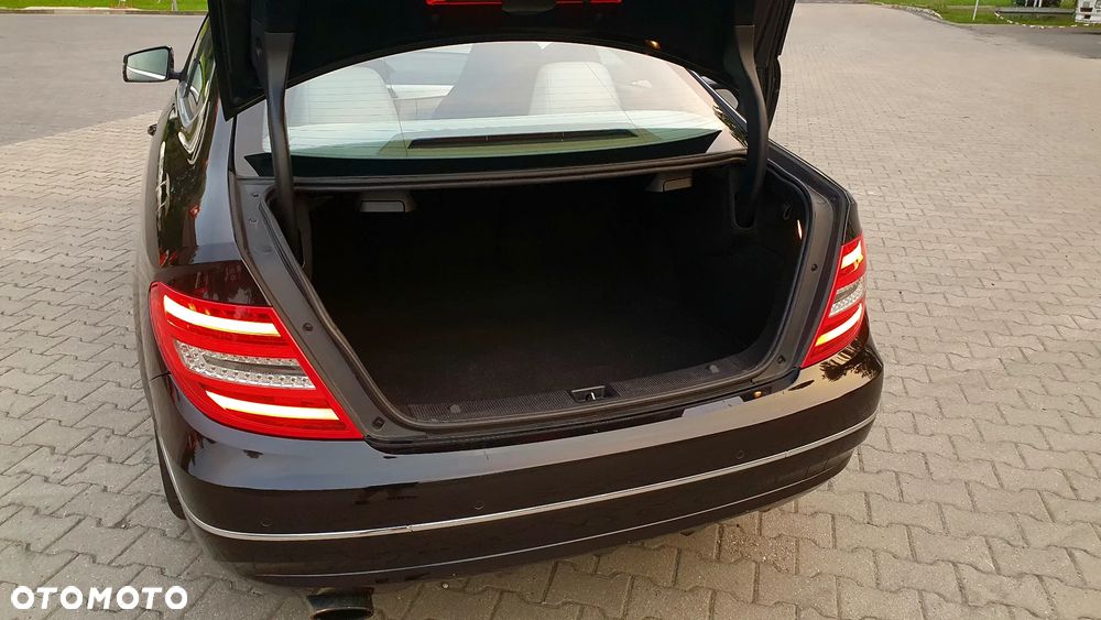 Mercedes-Benz Klasa C 250 (BlueEFFICIENCY) 7G-TRONIC - 16