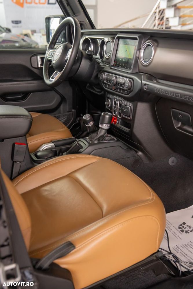 Jeep Wrangler 2.2 CRDi Hardtop AWD Automatik Rubicon - 15