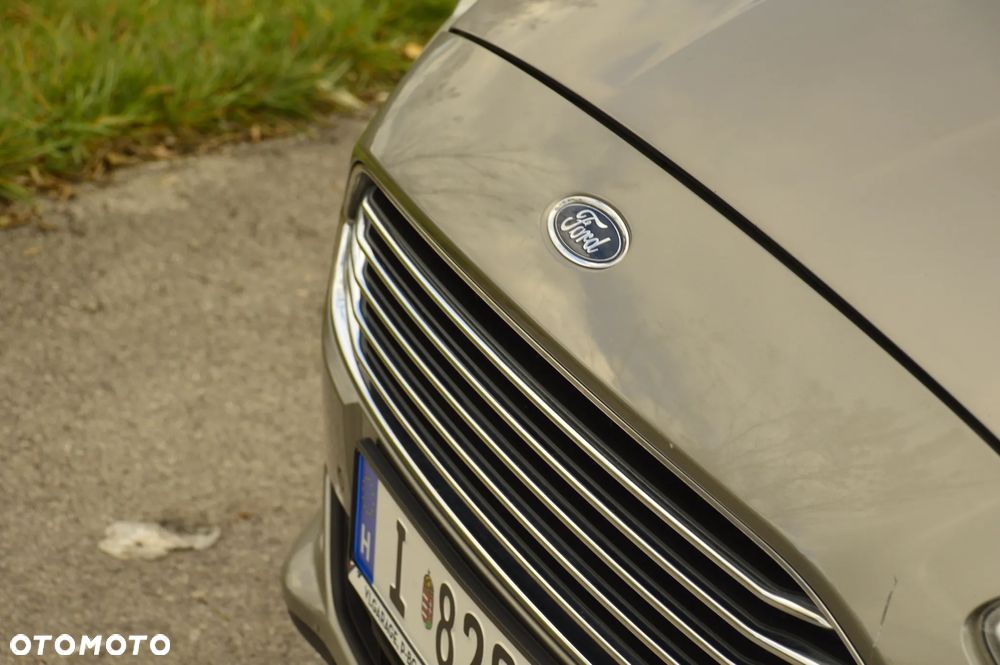 Ford S-Max 2.0 TDCi 4WD Titanium - 27