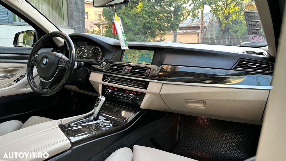 BMW Seria 5 525d xDrive Sport-Aut. - 14