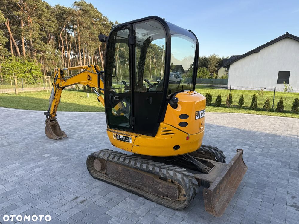 JCB 8025 - 11