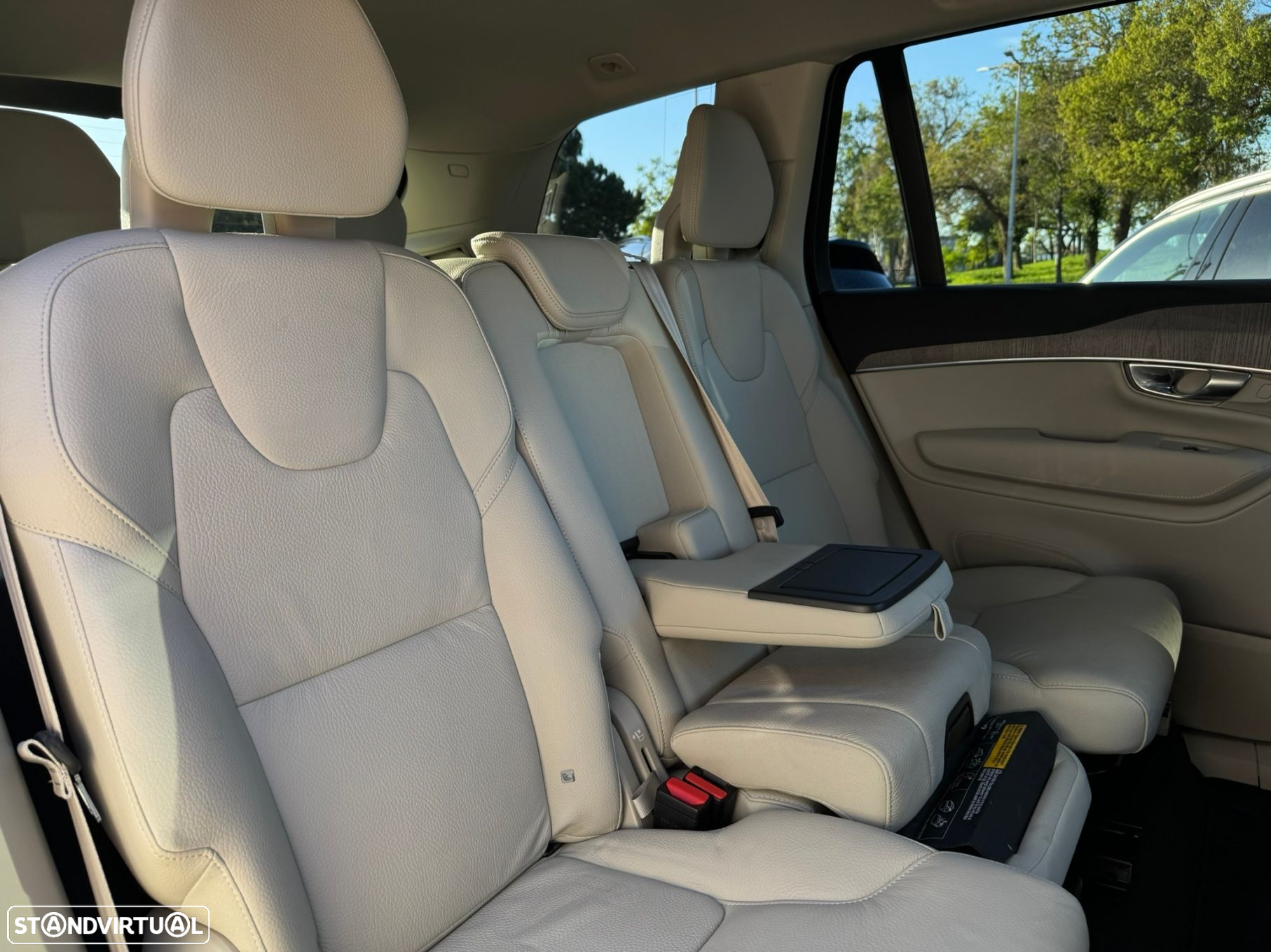 Volvo XC 90 2.0 T8 PHEV Core AWD - 24