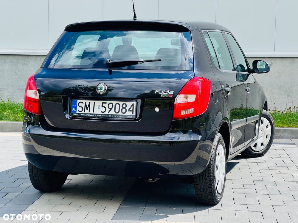 Skoda Fabia 1.2 HTP COOL EDITION - 18