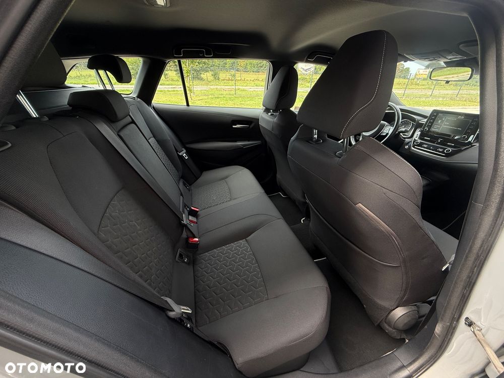Toyota Corolla 2.0 Hybrid Comfort - 37