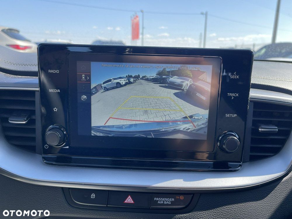 Kia Ceed 1.0 T-GDI 120 OPF Vision - 10