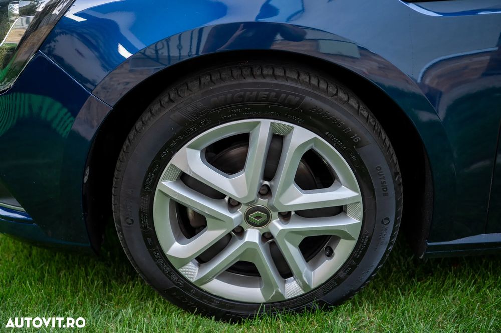 Renault Megane BLUE dCi 115 EDC BUSINESS EDITION - 16