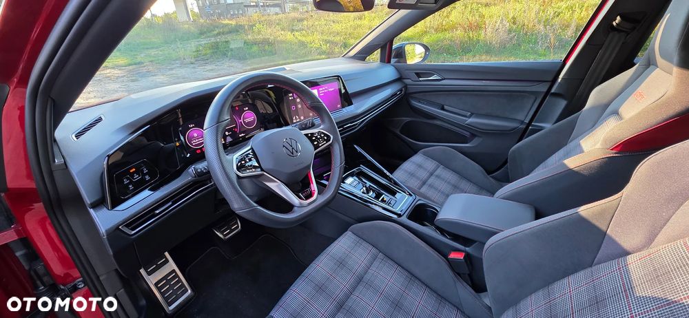 Volkswagen Golf - 20